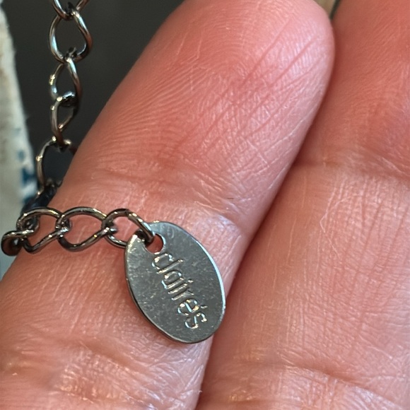 Claire’s Retro Rubiks Cube Y2K Geek Sheek Star Pendant Ball Chain Necklace - Picture 6 of 8